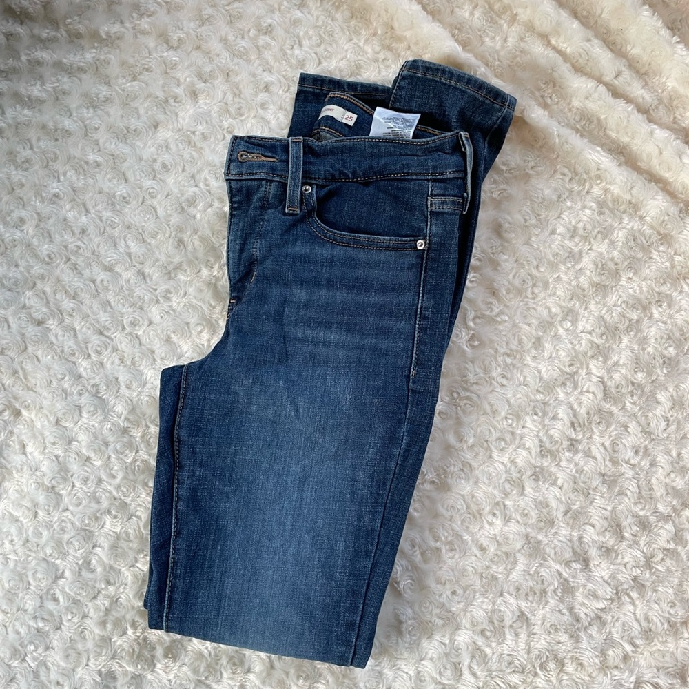 Levi 311 Shaping Skinny Jeans size 25 waist dark denim